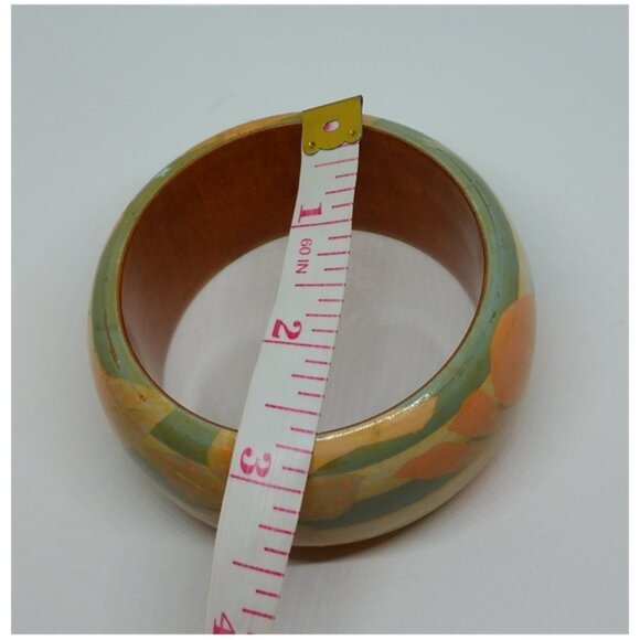 VINTAGE wooden pastel Hawaiian floral art bangle bracelet boho - Picture 3 of 4